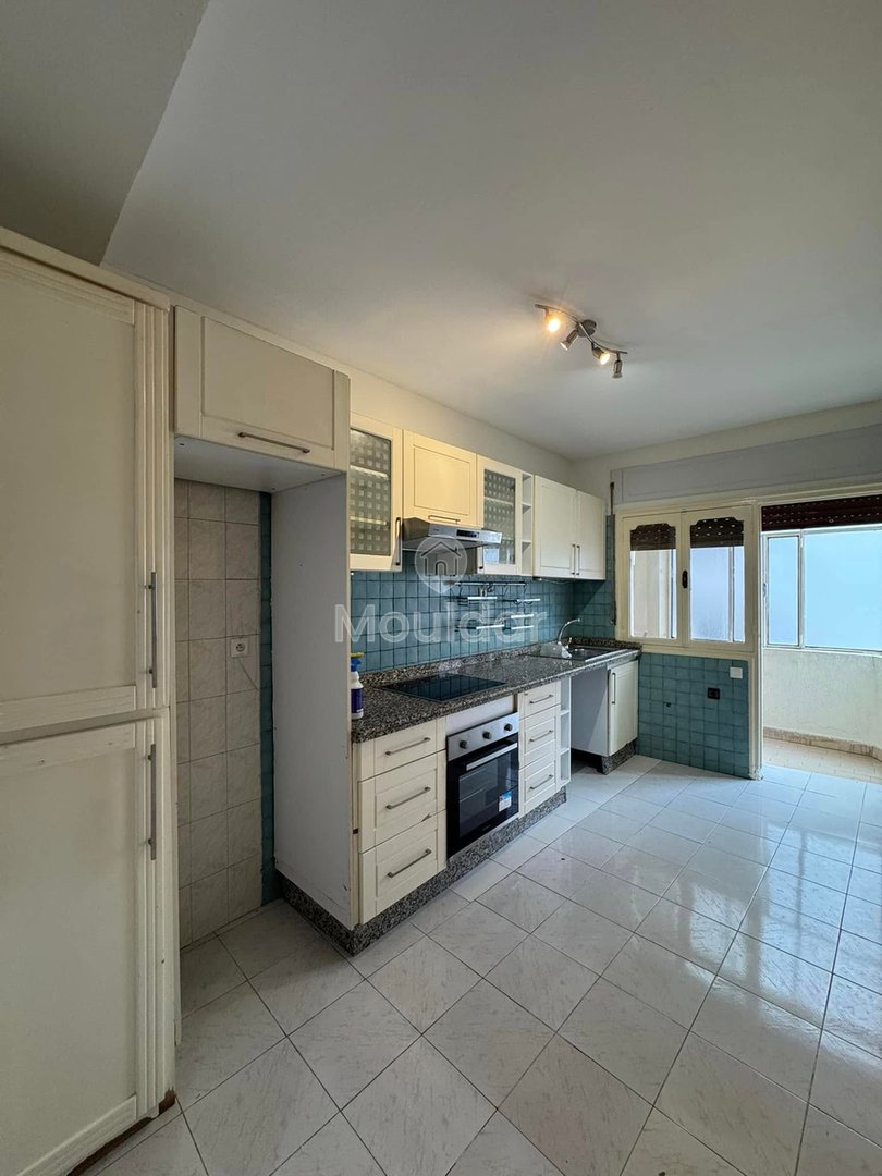 Apartment for Rent: 3 Bedrooms in Tangier - Breathtaking View - Photo 13