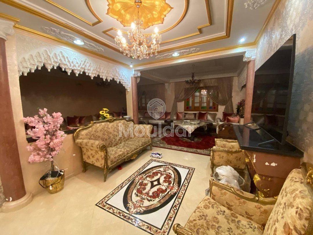 Villa 6 Camere in Vendita a Marrakech - Targa, 245m² - Photo 1