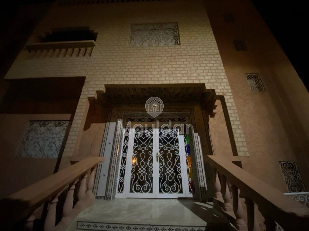 Villa 6 Camere in Vendita a Marrakech - Targa, 245m² - Photo 3