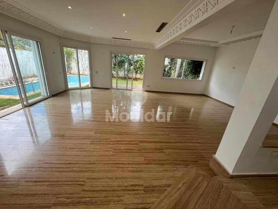 Villa de Rêve à Casablanca : 4 Chambres, 450m² à Vendre - Photo 1