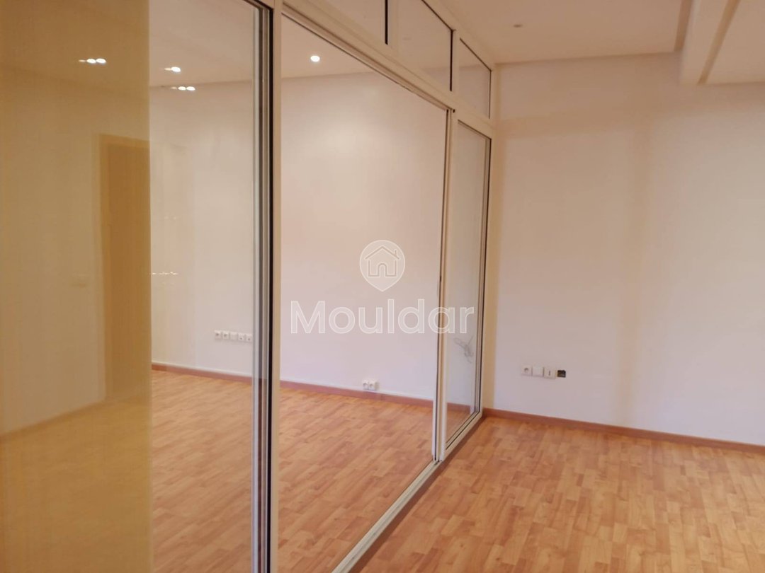 مكتب للإيجار في مركز الدار البيضاء - 79م² للاكتشاف - Photo 2