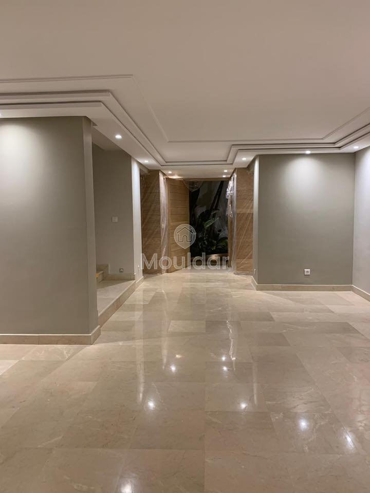 Superbe Villa à Vendre à Casablanca : Luxe et Espace - Photo 11