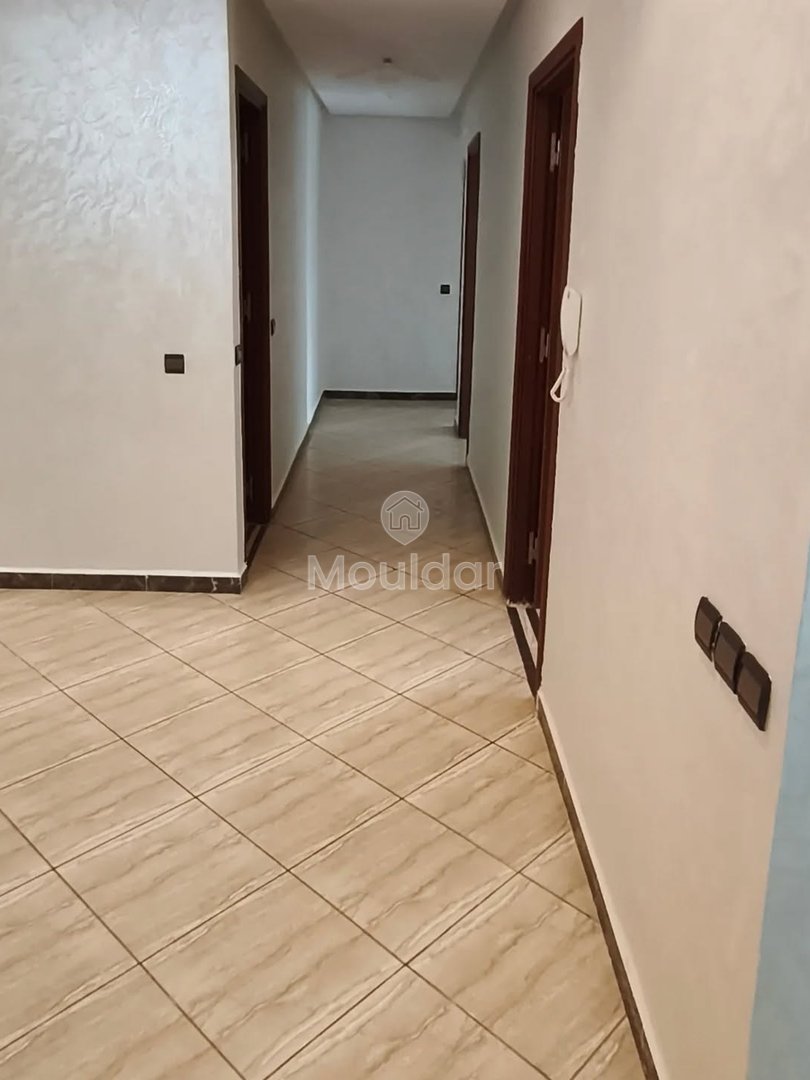 Apartamento en Alquiler: 3 Habitaciones en el Centro de Kénitra - Photo 9