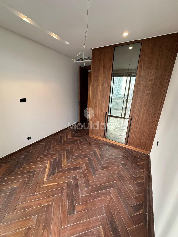 Studio zur Vermietung in Anfa, Casablanca - 72m² im 13. Stock - Photo 1