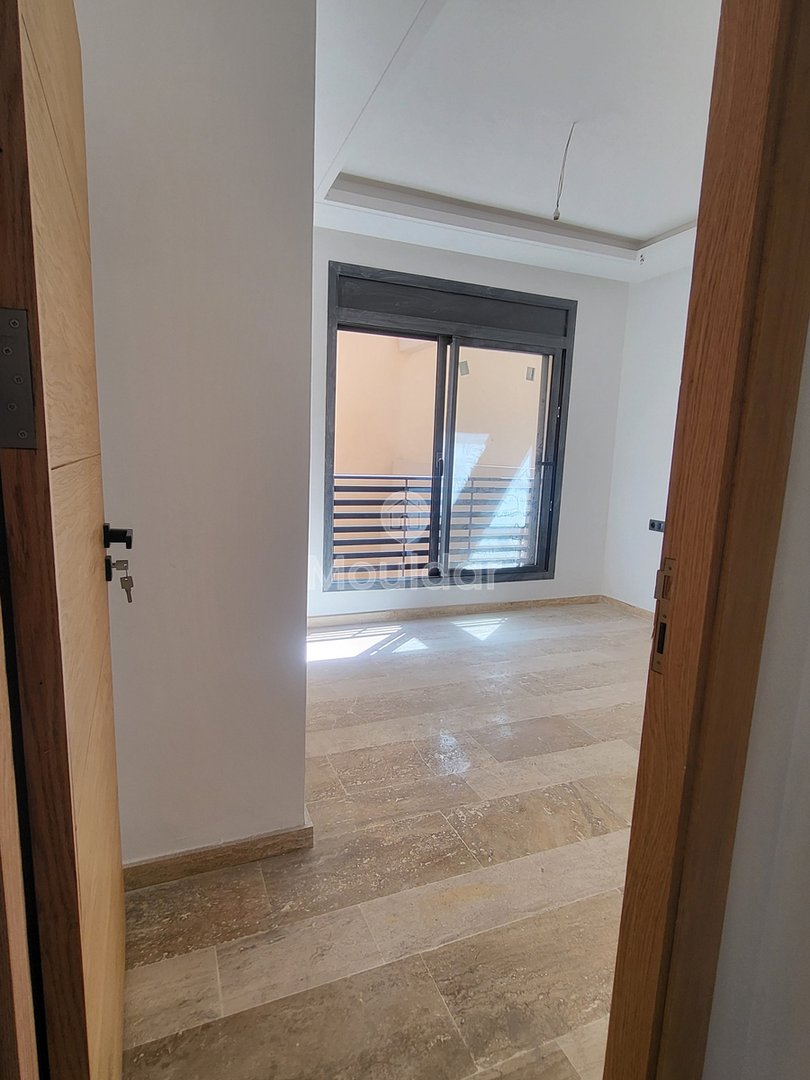 Apartament fermecător cu 2 camere în vânzare în Marrakech - Guéliz - Photo 4