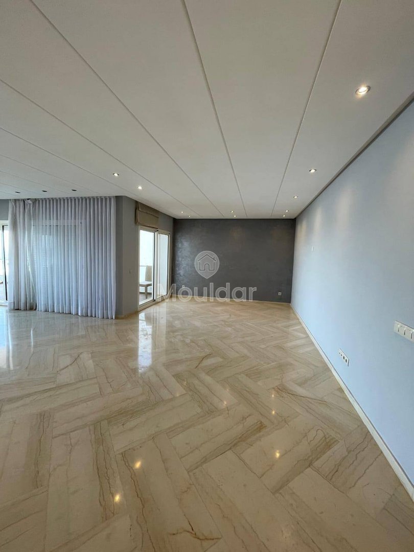 Urocze mieszkanie do wynajęcia w Dar Bouazza - 3 pokoje - Photo 4