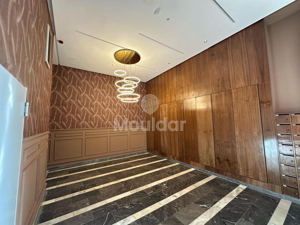 شقة فاخرة 3 غرف للإيجار في مدينة المالية الدار البيضاء - Photo 1