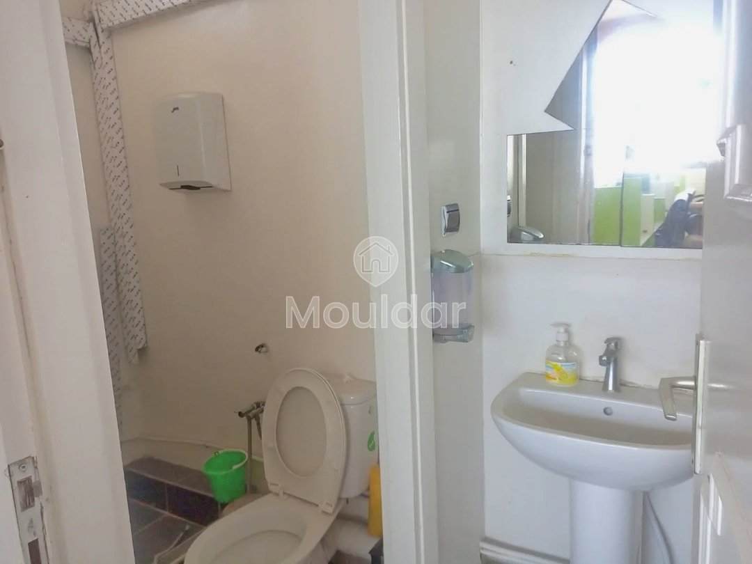 مكتب للإيجار: مساحات حديثة بمساحة 90 متر مربع في غوتييه - Photo 6