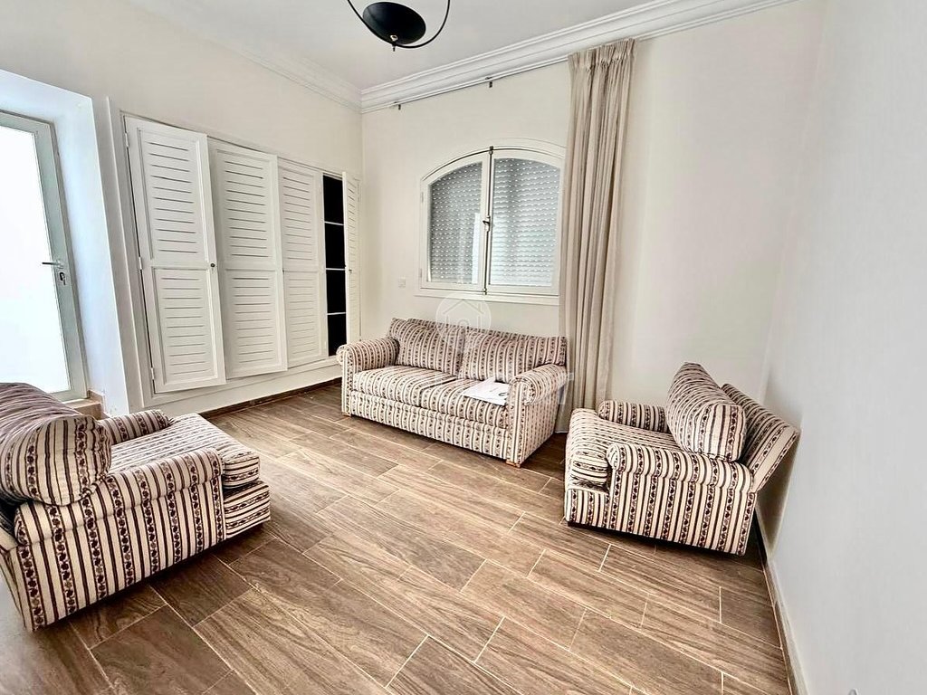 Villa Élégante à Vendre à Aïn Diab, Casablanca - 600 m² - Photo 4