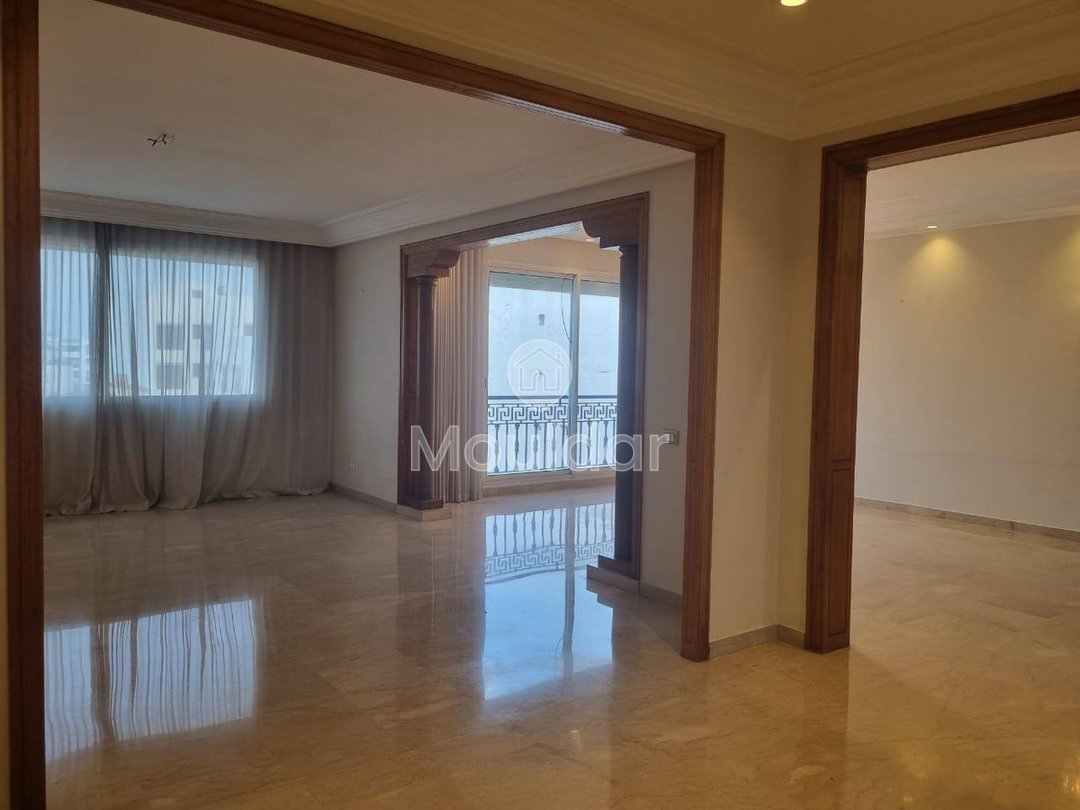 Te koop: Ruime 2-kamerappartement in Casablanca - Photo 2