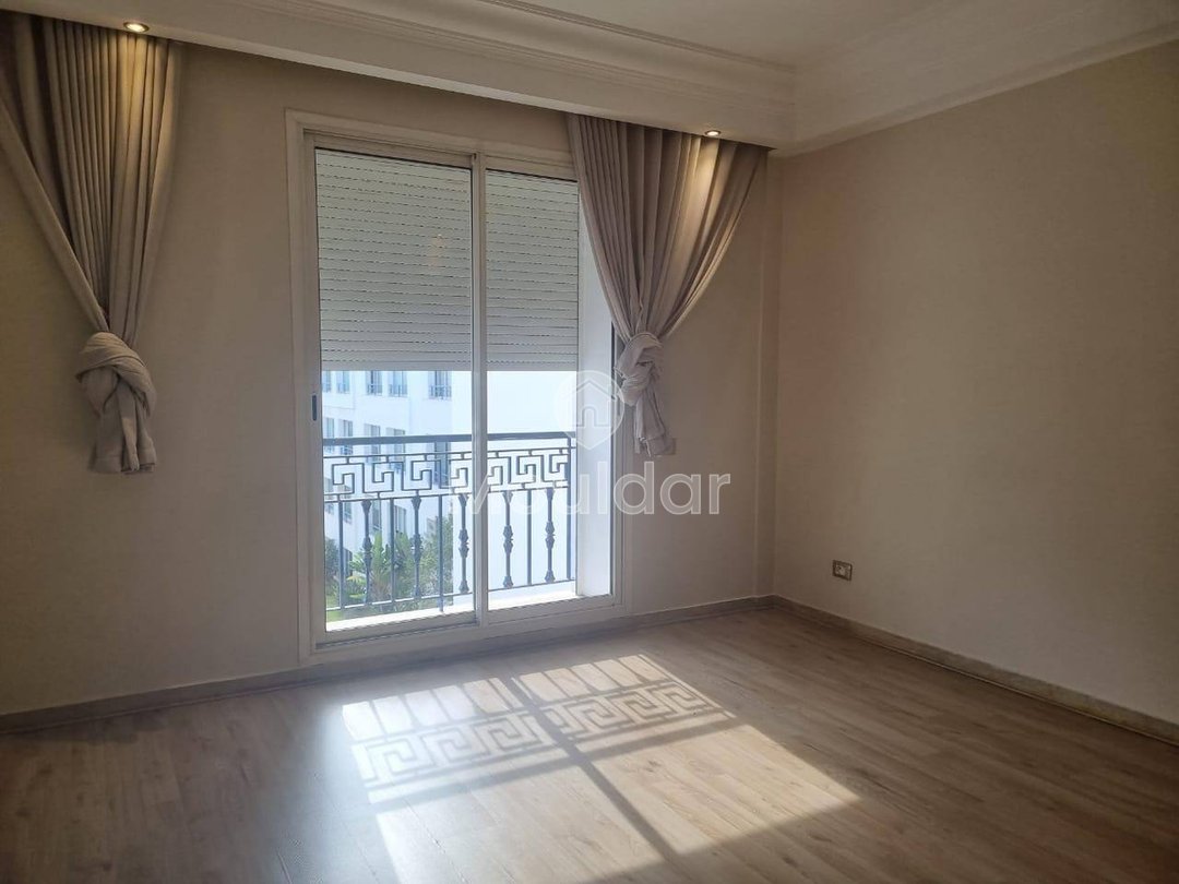 Te koop: Ruime 2-kamerappartement in Casablanca - Photo 8