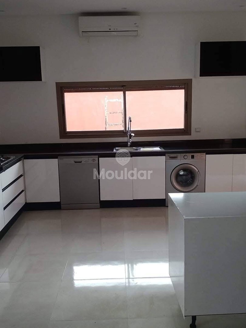 Villa de Ensueño en Marrakech: 3 Habitaciones, 820m² a Aprovechar - Photo 22