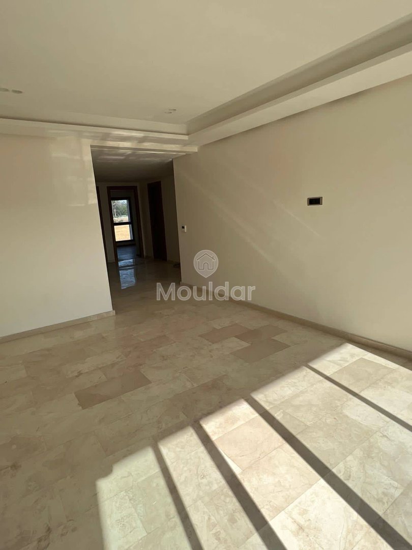 Spacious Apartment in Dar Bouazza: Experience Comfort - Photo 2