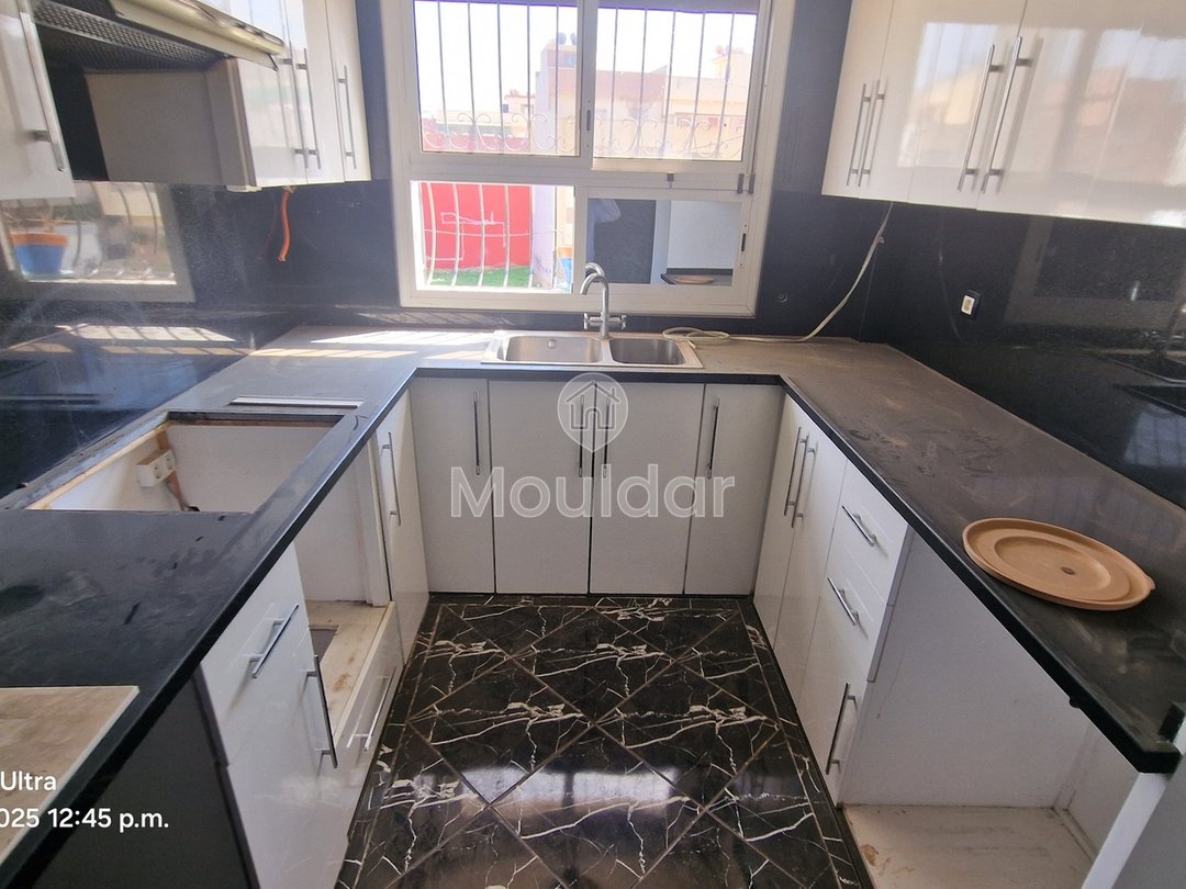 Do wynajęcia: Urocze mieszkanie 2-pokojowe w Ksar el-Kebir - Photo 19