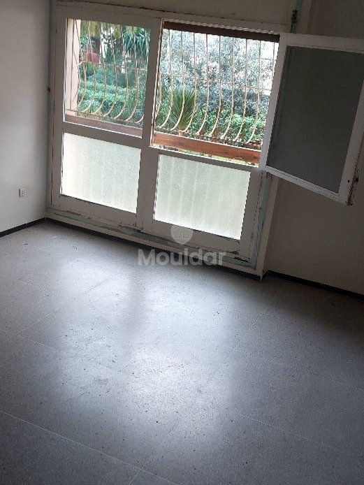 شقة تحتاج إلى تجديد في حي السلام: فرصة لا تفوت - Photo 12