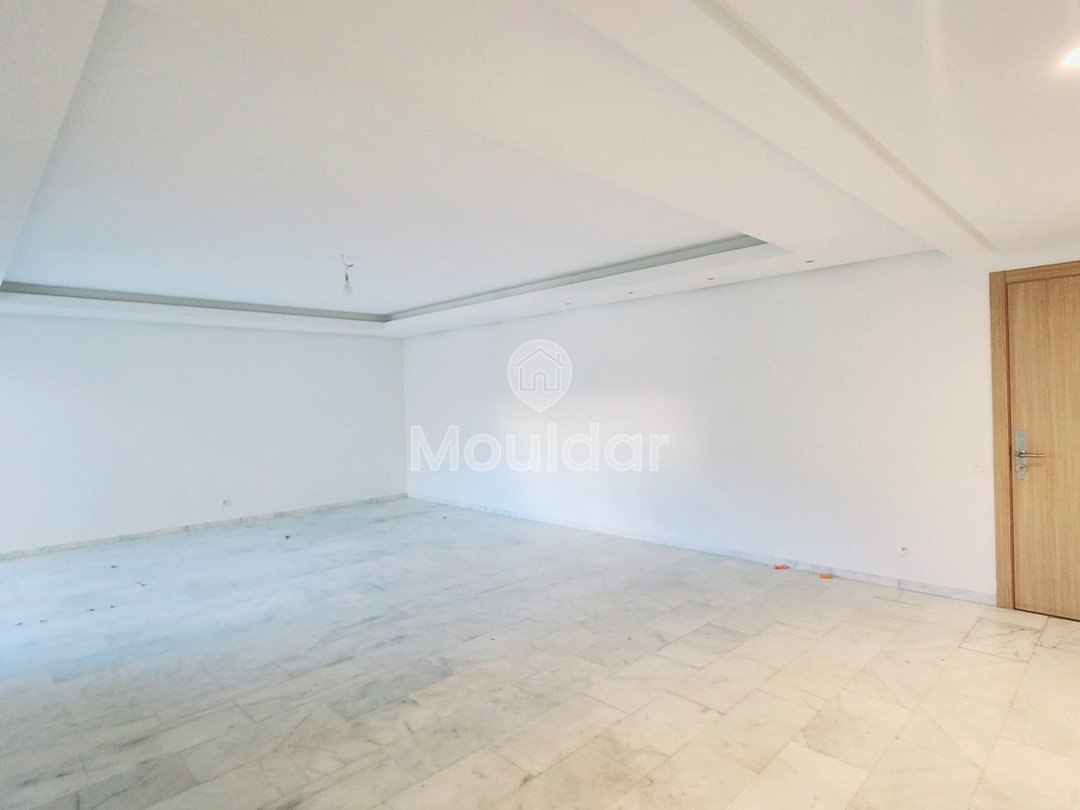 Appartamento in affitto a Dar Bouazza: 3 camere confortevoli - Photo 3