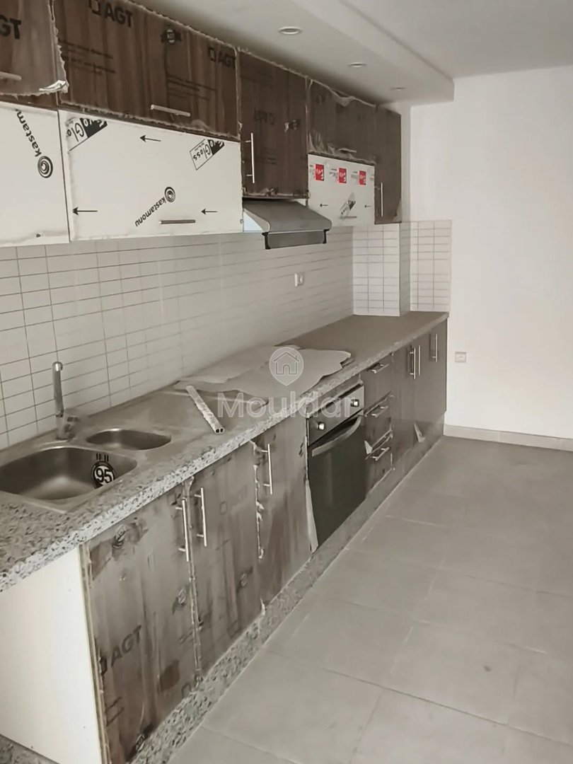 Apartment for Sale in Kénitra: 2 Bedrooms, 87m² - Photo 7