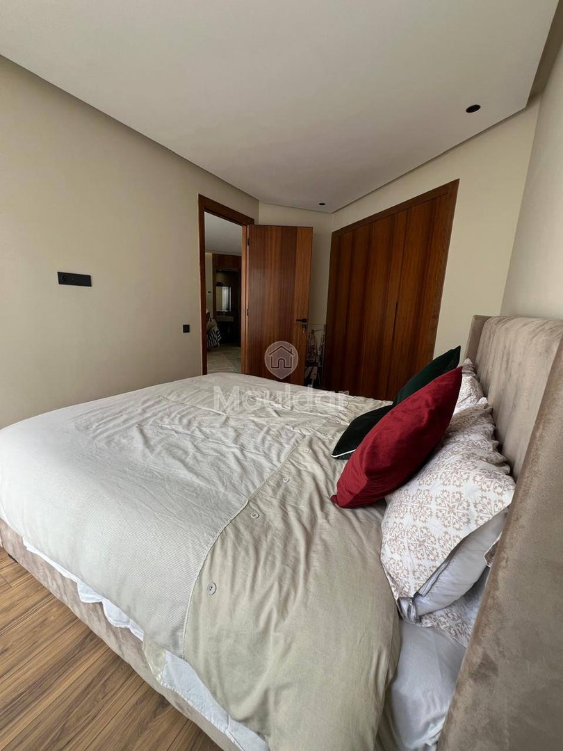 Abdou Chakir
Möbliertes Studio zur Miete - Oasis-Viertel
Ideale Lage – ruhiges und wohnliches Viertel
56m² - Photo 3