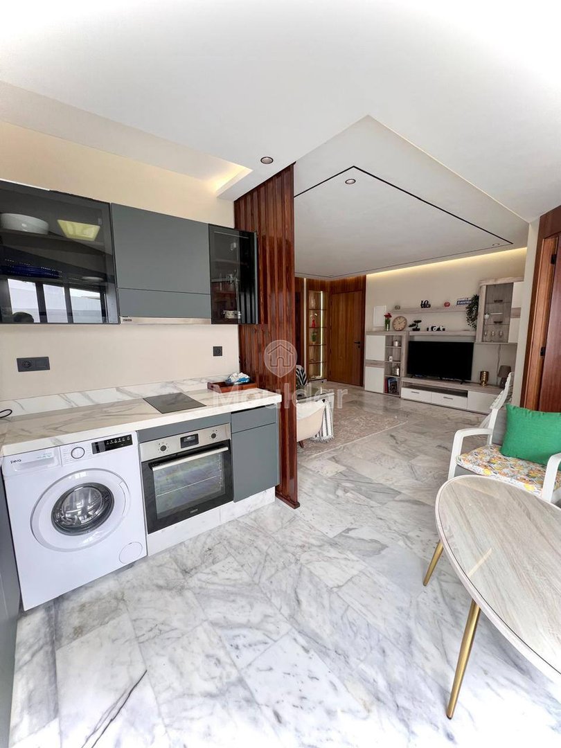 Abdou Chakir
Möbliertes Studio zur Miete - Oasis-Viertel
Ideale Lage – ruhiges und wohnliches Viertel
56m² - Photo 6