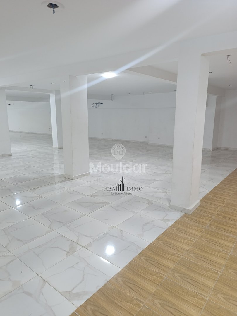 محلات تجارية للإيجار في أنفا، الدار البيضاء - 1300 م² - Photo 7