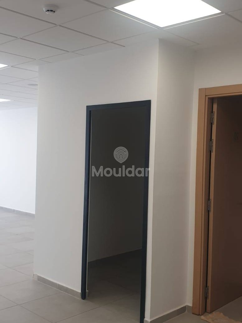 مكتب للايجار في الدار البيضاء - حي المستشفيات، 79م² - Photo 5