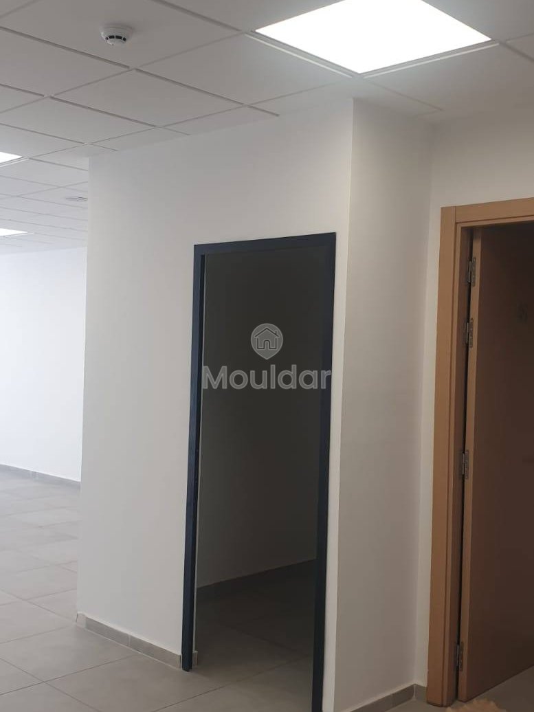 مكتب للايجار في الدار البيضاء - حي المستشفيات، 79م² - Photo 4