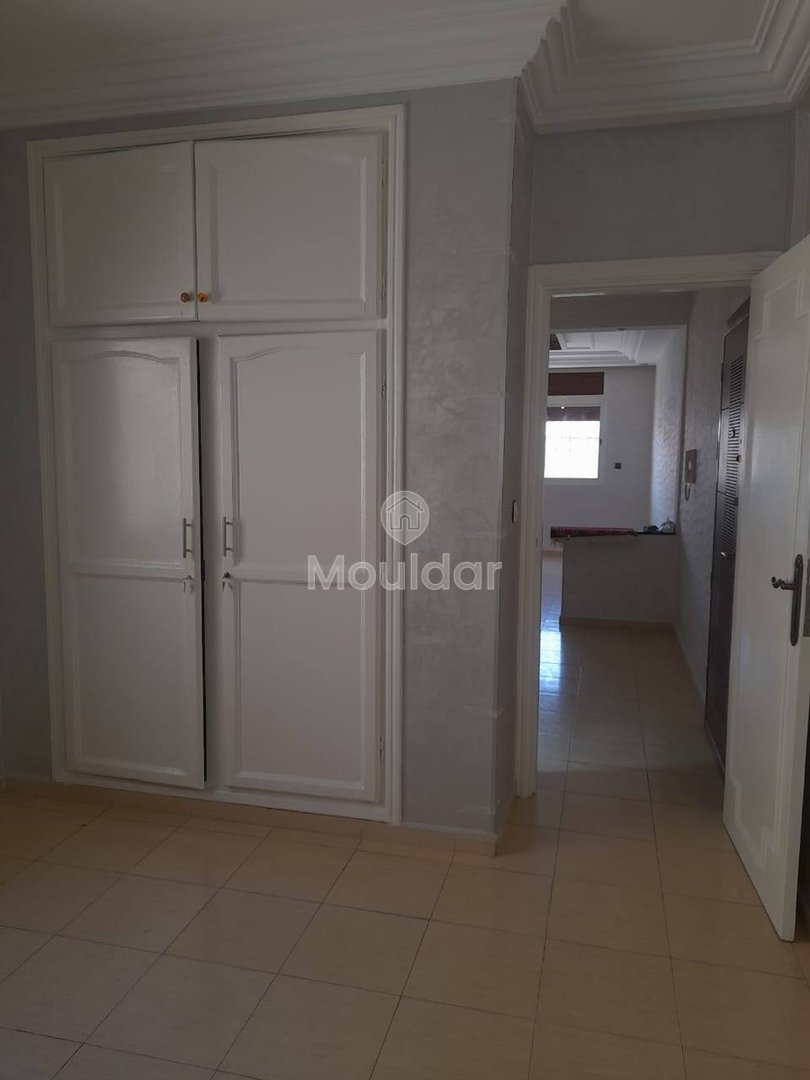 Bel Appartement 2 Schlafzimmer zur Miete in Casablanca, Sidi Maarouf - Photo 3