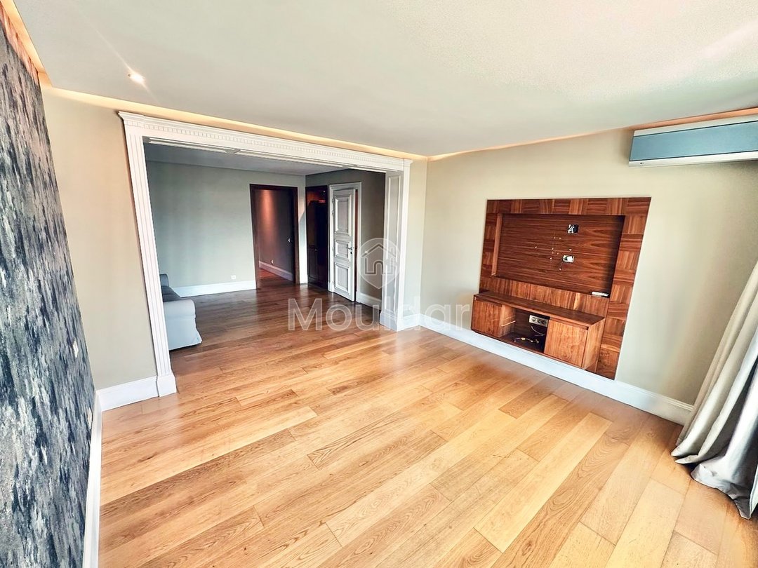 Casablanca Racine'de 3 Yatak Odalı Geniş Daire Kiralık - Photo 6