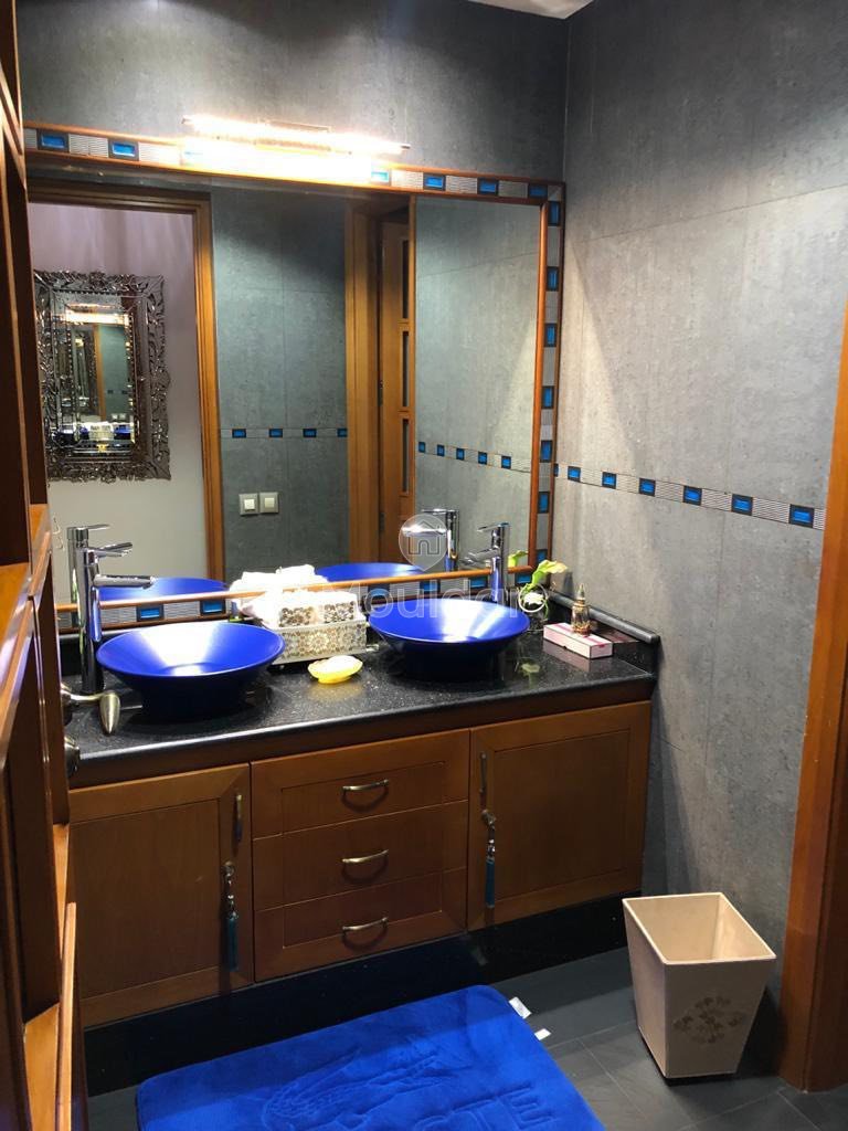 فيلا فاخرة للإيجار في أغادير: 5 غرف واسعة - Photo 18