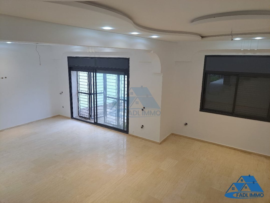 SALE OF A NEW VILLA OF 244 M2 AT GOLF KENITRA - Photo 5