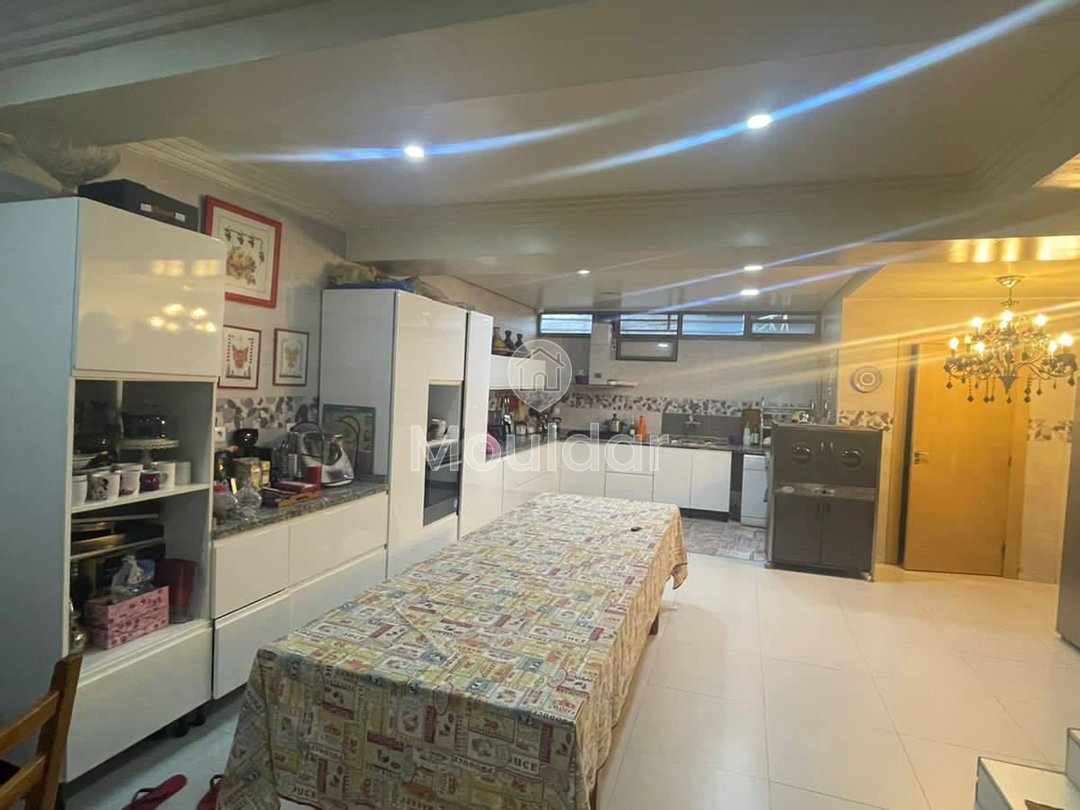 فيلا فسيحة للإيجار في الدار البيضاء: 5 غرف مريحة - Photo 7