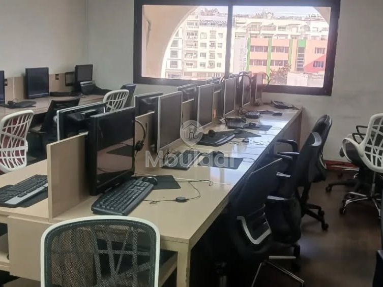 Casablanca'da kiralık ofis - Al Batha, 300 m² mevcut - Photo 2