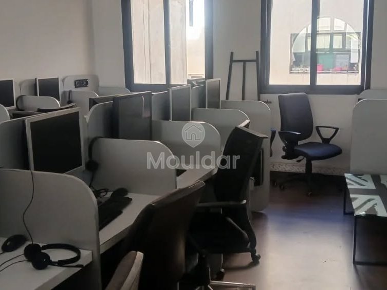 Casablanca'da kiralık ofis - Al Batha, 300 m² mevcut - Photo 1