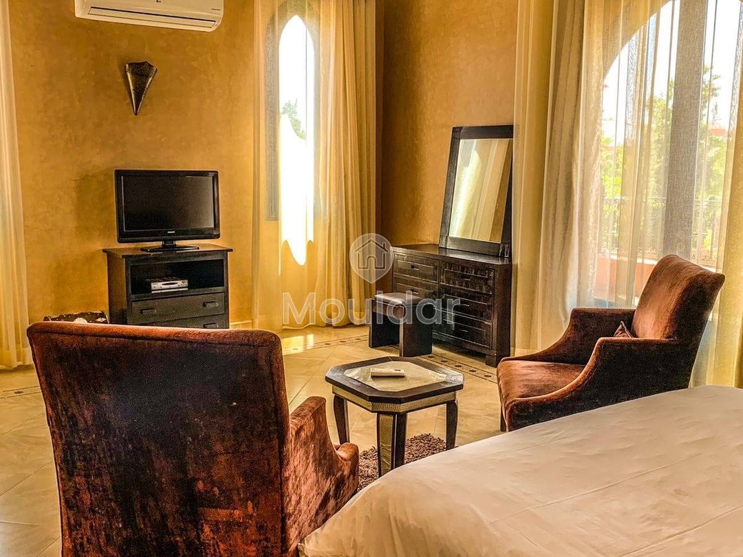 Réf : leader / dr / mci / 48 s / 05 /25
Ruim huis te koop in Marrakech - 6 slaapkamers, 4400 m² - Photo 10