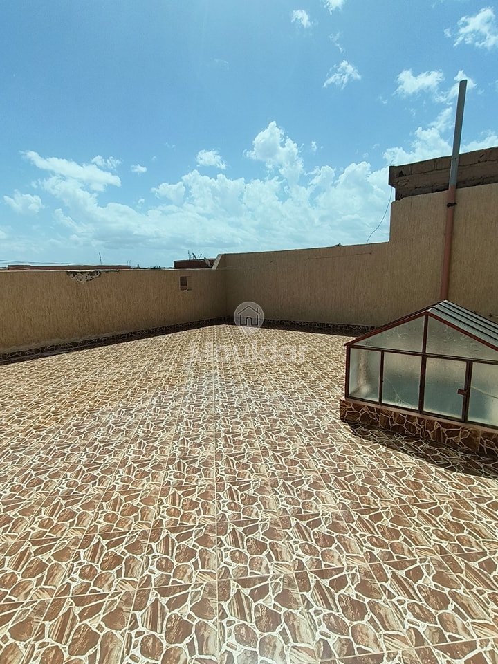 منزل فسيح للبيع في ورزازات: 6 غرف استثنائية - Photo 8