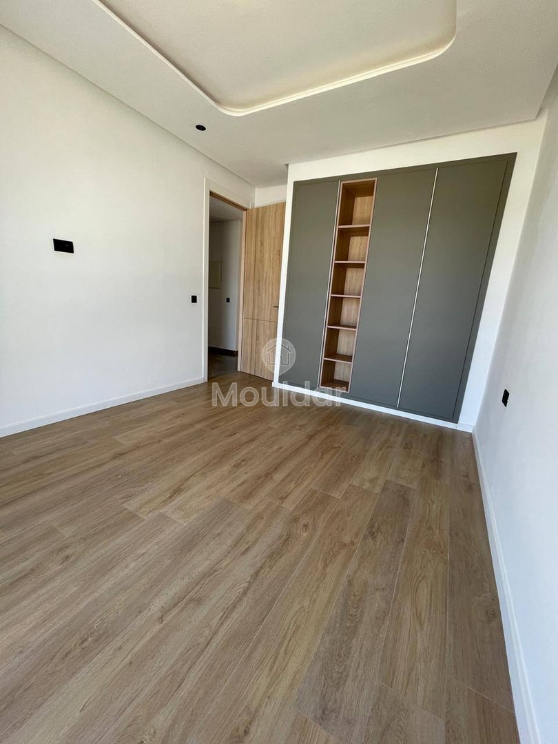 Villa moderne à louer : 4 chambres à Aïn Diab, Casablanca - Photo 8