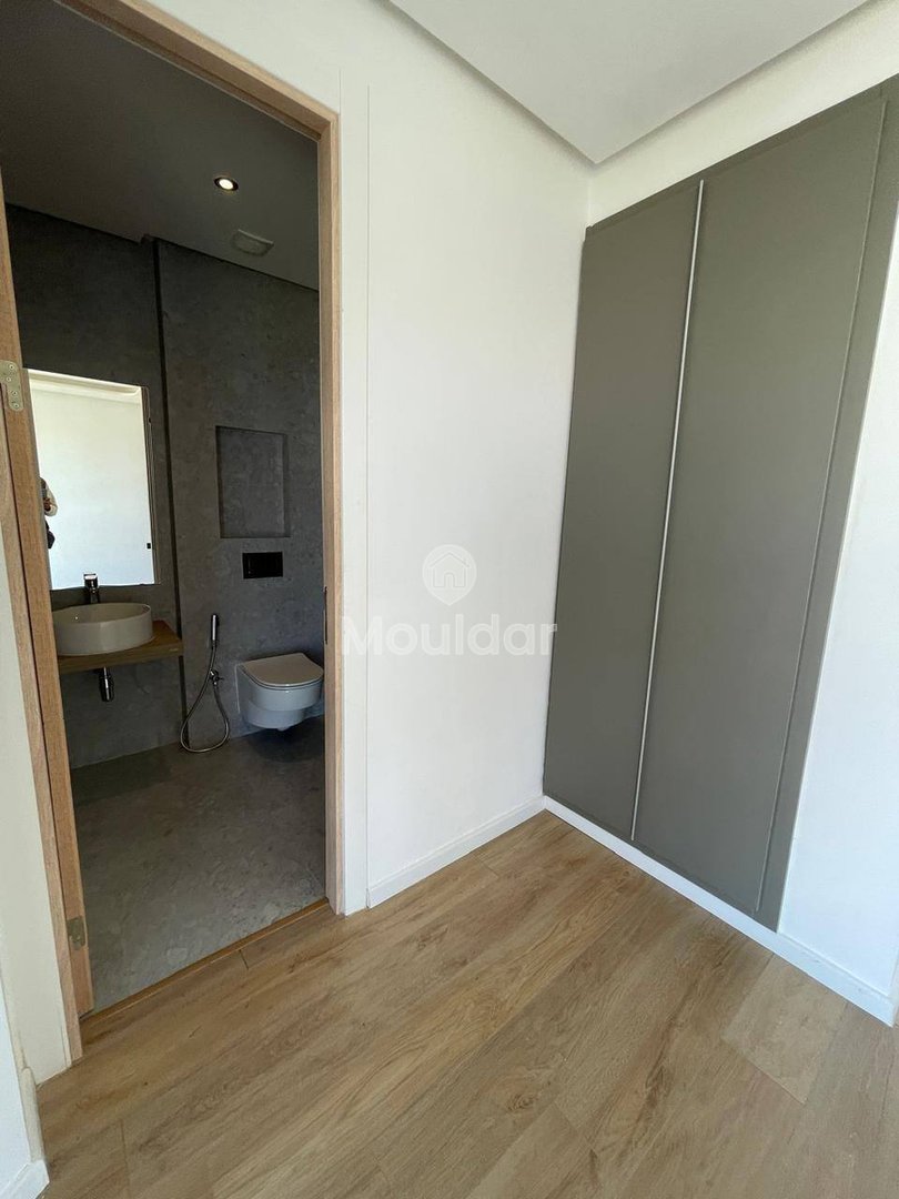 Villa moderne à louer : 4 chambres à Aïn Diab, Casablanca - Photo 23