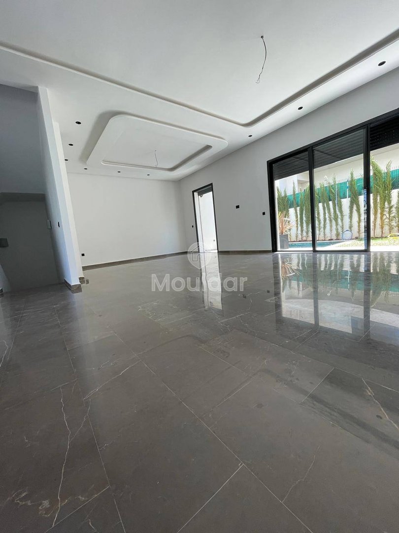 Villa moderne à louer : 4 chambres à Aïn Diab, Casablanca - Photo 1