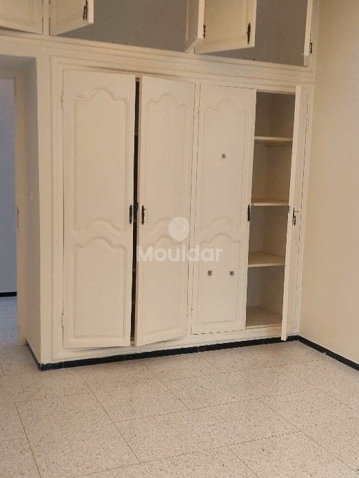 فيلا للإيجار في القنيطرة: ٤ غرف نوم واسعة! - Photo 14