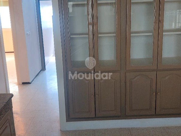 فيلا للإيجار في القنيطرة: ٤ غرف نوم واسعة! - Photo 3