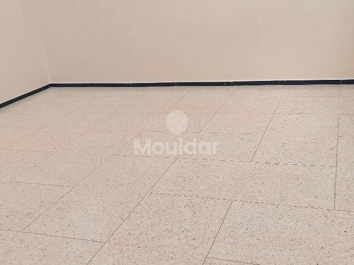 فيلا للإيجار في القنيطرة: ٤ غرف نوم واسعة! - Photo 2