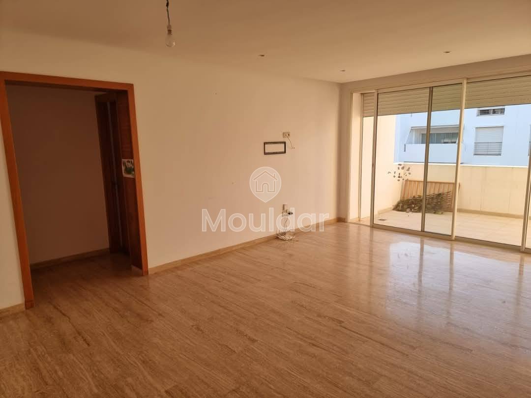 Appartamento in affitto a Dar Bouazza: Spazio vitale ideale - Photo 1