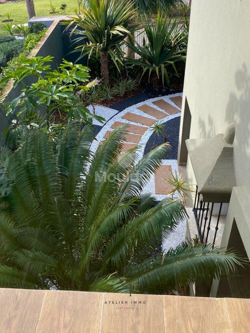 Villa de Luxe à Dar Bouazza : 5 Chambres, 780m² à Vendre - Photo 7