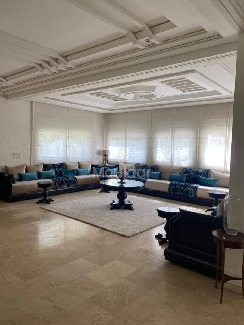 Elegant Villa for Sale in Fes - 541m² of Exception - Photo 4