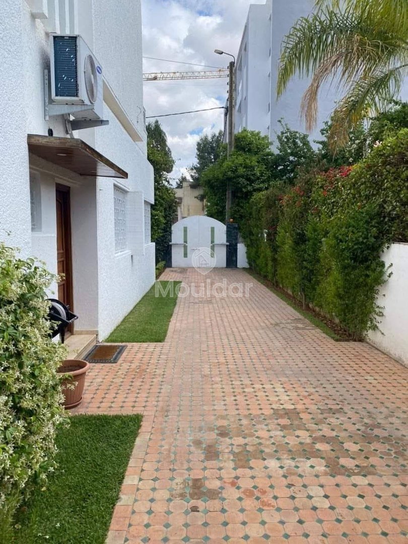 Elegant Villa for Sale in Fes - 541m² of Exception - Photo 10