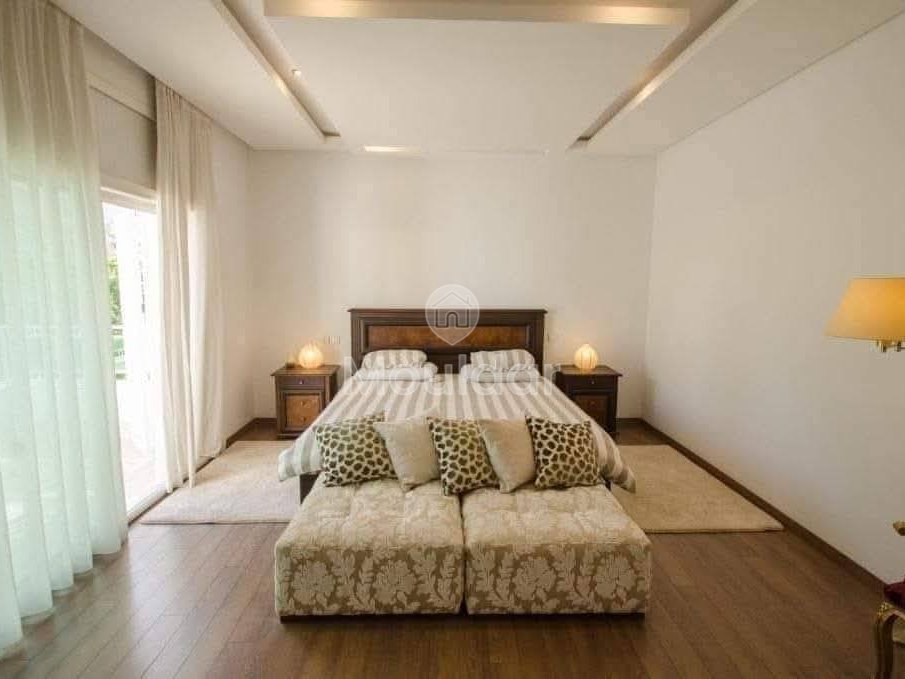 Elegant Villa for Sale in Fes - 541m² of Exception - Photo 6