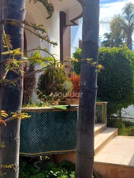 فيلا فسيحة في القنيطرة: 7 غرف، 620م² من الفخامة - Photo 10