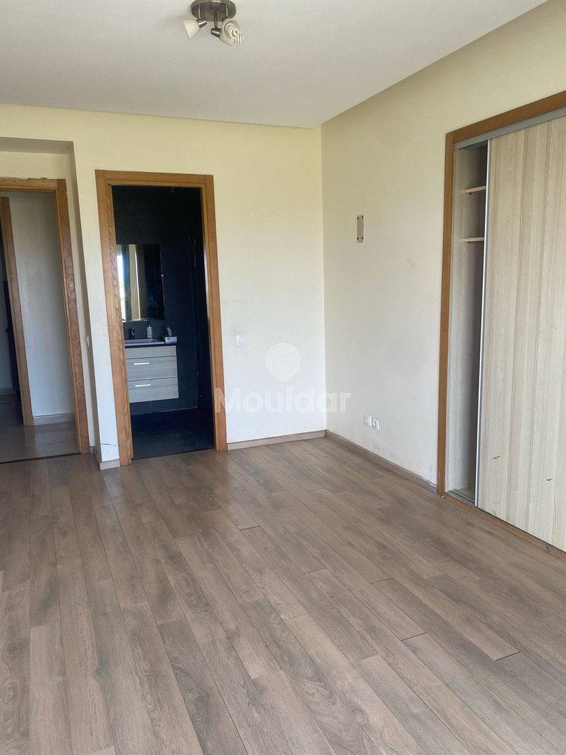 À vendre : Appartement moderne 2 chambres à Dar Bouazza - Photo 3