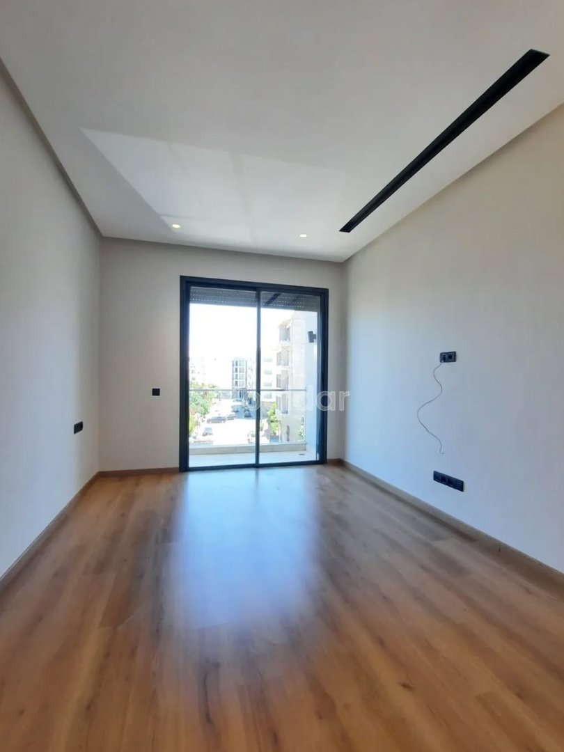 Luminoso Appartamento in affitto a Casablanca - 3 camere spaziose - Photo 3