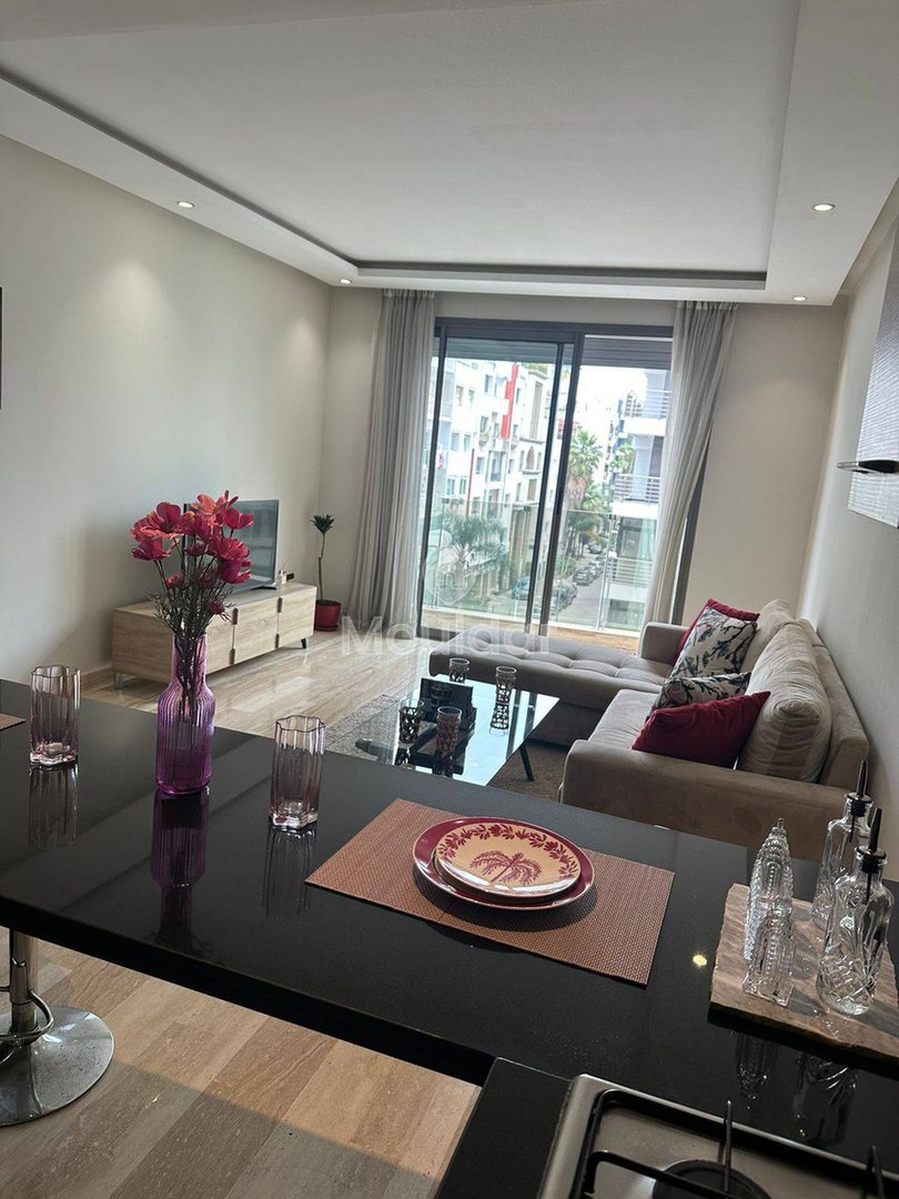 Abdou Chakir
Kiralık Daire Casablanca: Konfor ve Kentsel Modernite - Photo 1